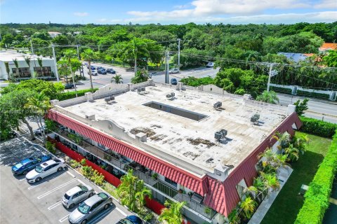 Condo in Pinecrest, Florida, 1 bedroom  № 1290511 - photo 29