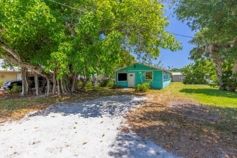 House in Stuart, Florida 3 bedrooms, 83.52 sq.m. № 1185459 - photo 11