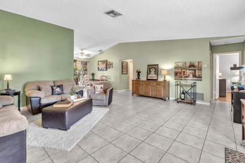 Villa ou maison à vendre à Pembroke Pines, Floride: 3 chambres, 138.52 m2 № 1185505 - photo 12