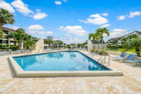 Copropriété à vendre à North Palm Beach, Floride: 3 chambres, 221.01 m2 № 945883 - photo 9