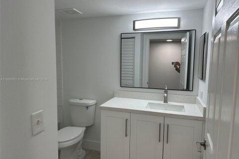 Condominio en alquiler en Coconut Creek, Florida, 1 dormitorio, 72.28 m2 № 1332548 - foto 8