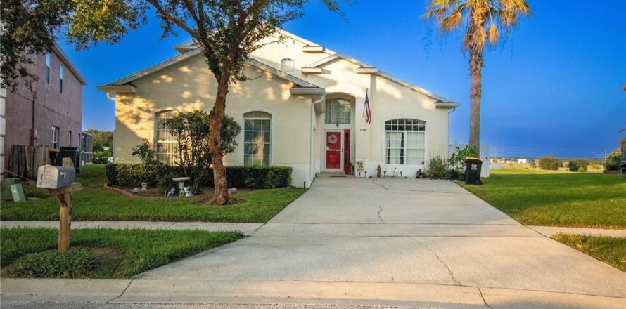 Villa ou maison à Davenport, Floride 4 chambres, 221.29 m2 № 1341779