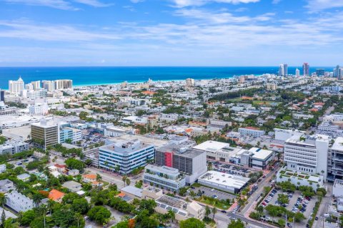 Propiedad comercial en venta en Miami Beach, Florida № 1421487 - foto 18