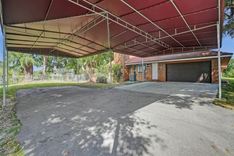 Casa en venta en Davie, Florida, 4 dormitorios, 358.6 m2 № 1009017 - foto 21