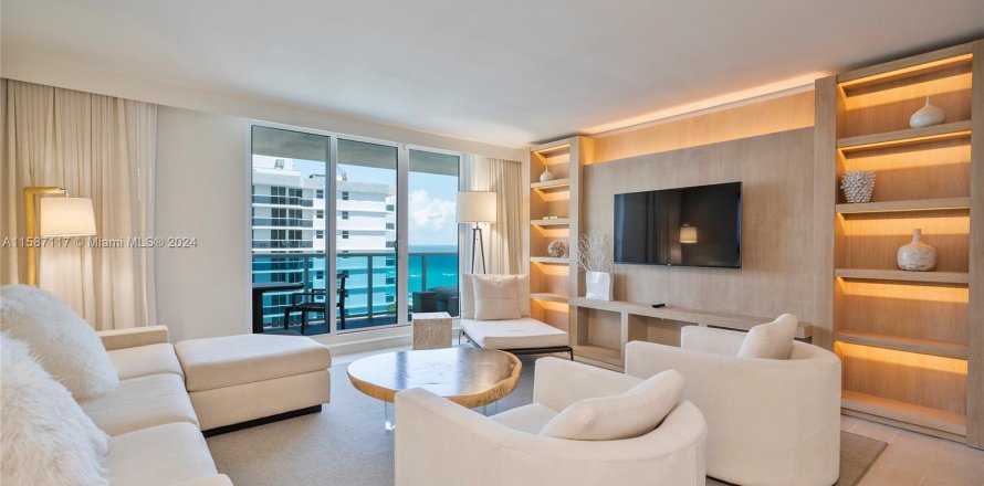 Condo in Miami Beach, Florida, 3 bedrooms  № 1175700