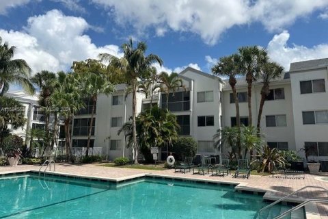 Condo in Tamarac, Florida, 1 bedroom  № 1175659 - photo 27