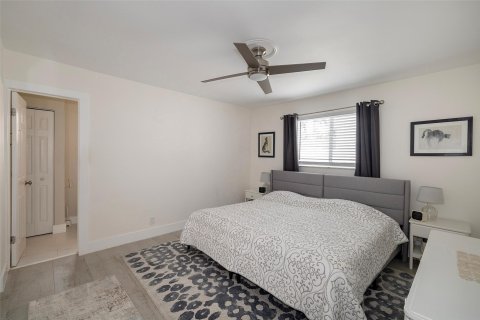 Casa en venta en Hollywood, Florida, 3 dormitorios, 144.37 m2 № 1175133 - foto 13