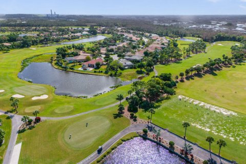 Villa ou maison à vendre à West Palm Beach, Floride: 3 chambres, 213.4 m2 № 1002673 - photo 2