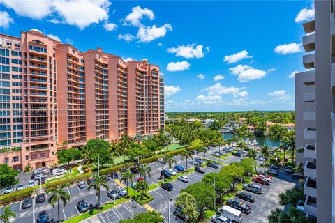 Condominio en venta en Coral Gables, Florida, 1 dormitorio, 84.54 m2 № 1151235 - foto 17