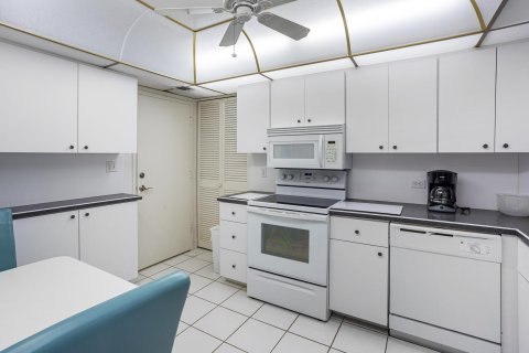 Copropriété à vendre à Pompano Beach, Floride: 2 chambres, 111.48 m2 № 1186256 - photo 19