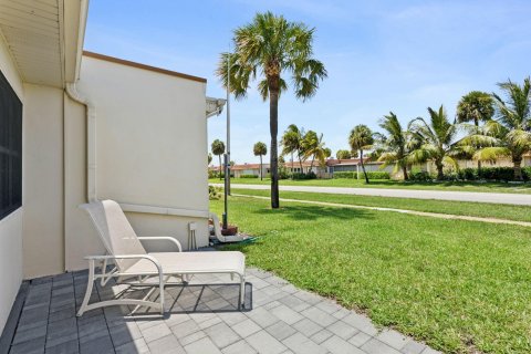 Villa ou maison à vendre à West Palm Beach, Floride: 1 chambre, 72.84 m2 № 1186250 - photo 4