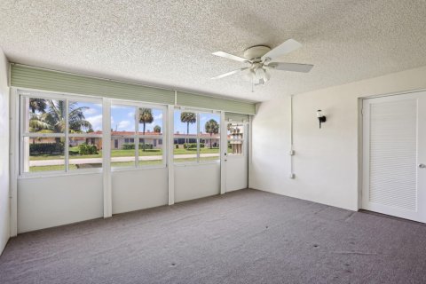 House in West Palm Beach, Florida 1 bedroom, 72.84 sq.m. № 1186250 - photo 13