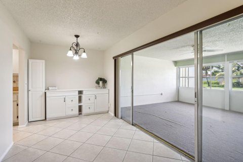 House in West Palm Beach, Florida 1 bedroom, 72.84 sq.m. № 1186250 - photo 19