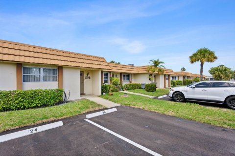 House in West Palm Beach, Florida 1 bedroom, 72.84 sq.m. № 1186250 - photo 23