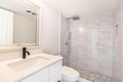 Condo in West Palm Beach, Florida, 1 bedroom  № 1134934 - photo 6