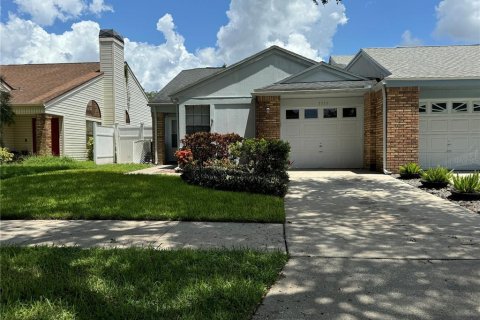 Duplex à vendre à Orlando, Floride: 2 chambres, 97.73 m2 № 1277452 - photo 1