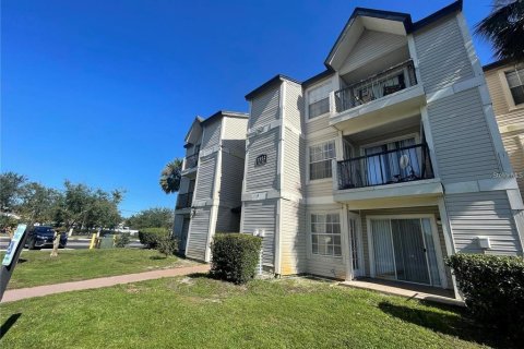 Condominio en venta en Orlando, Florida, 2 dormitorios, 80.27 m2 № 1351423 - foto 1