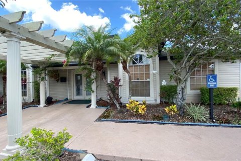 Copropriété à vendre à Orlando, Floride: 2 chambres, 80.27 m2 № 1351423 - photo 15