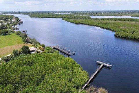 Villa ou maison à vendre à Punta Gorda, Floride: 4 chambres, 259.2 m2 № 639203 - photo 27