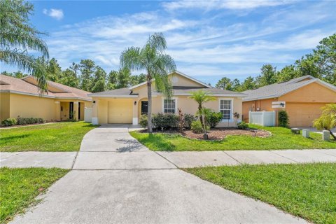 House in Davenport, Florida 5 bedrooms, 172.24 sq.m. № 1336896 - photo 2