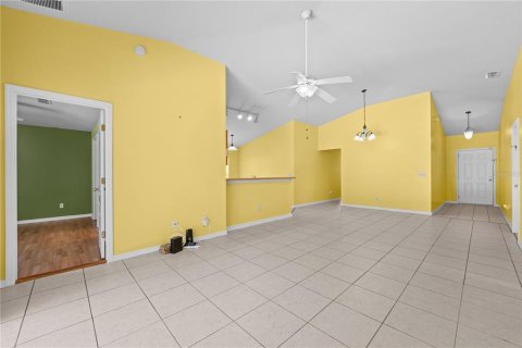 House in Davenport, Florida 5 bedrooms, 172.24 sq.m. № 1336896 - photo 7