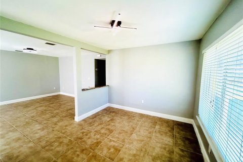 Immobilier commercial à vendre à Punta Gorda, Floride: 4 chambres, 223.34 m2 № 1336823 - photo 27