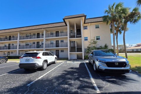 Condominio en venta en Venice, Florida, 2 dormitorios, 77.11 m2 № 1416864 - foto 1