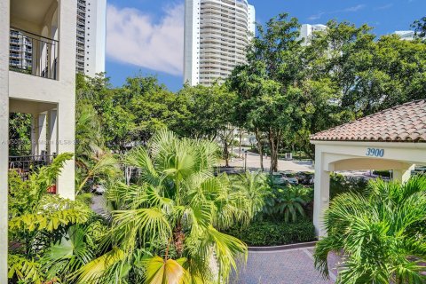 Condominio en venta en Aventura, Florida, 2 dormitorios, 180.69 m2 № 927369 - foto 20