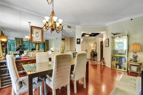 Copropriété à vendre à Aventura, Floride: 2 chambres, 180.69 m2 № 927369 - photo 5