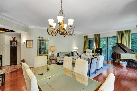 Copropriété à vendre à Aventura, Floride: 2 chambres, 180.69 m2 № 927369 - photo 4