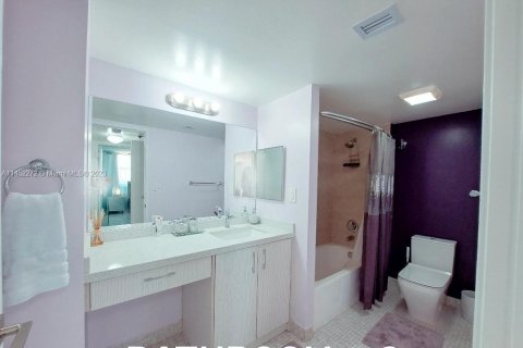 Copropriété à louer à Sunny Isles Beach, Floride: 2 chambres, 140 m2 № 715996 - photo 18