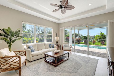 Villa ou maison à vendre à Stuart, Floride: 4 chambres, 284 m2 № 788857 - photo 2