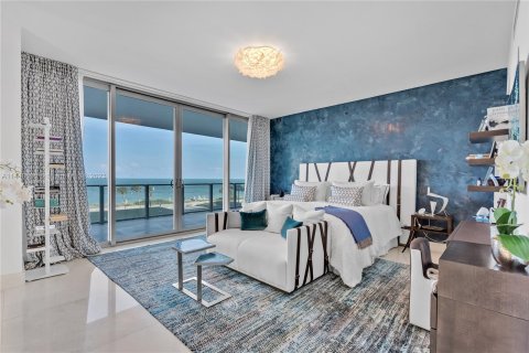 Condominio en venta en Key Biscayne, Florida, 4 dormitorios, 351.82 m2 № 681823 - foto 4