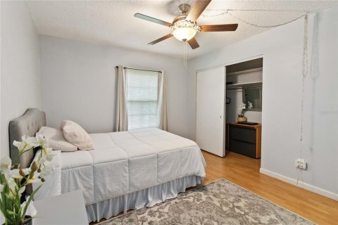 Condo in Casselberry, Florida, 2 bedrooms  № 1371867 - photo 12