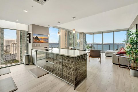 Condominio en venta en Miami, Florida, 2 dormitorios, 121.79 m2 № 1431413 - foto 7