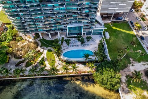 Condominio en venta en Miami, Florida, 2 dormitorios, 121.79 m2 № 1431413 - foto 23