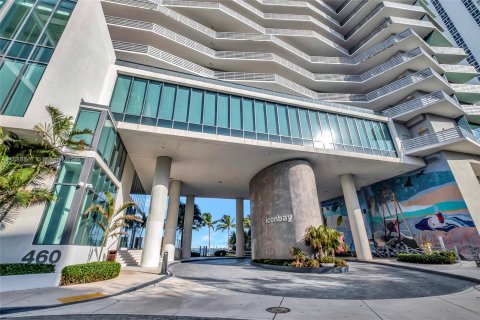 Condominio en venta en Miami, Florida, 2 dormitorios, 121.79 m2 № 1431413 - foto 1