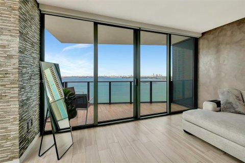 Condominio en venta en Miami, Florida, 2 dormitorios, 121.79 m2 № 1431413 - foto 5