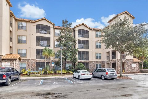 Condominio en venta en Davenport, Florida, 3 dormitorios, 115.57 m2 № 1317496 - foto 1