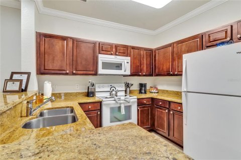 Condo in Davenport, Florida, 3 bedrooms  № 1317496 - photo 9