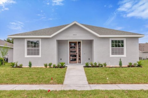 Villa ou maison à vendre à Kissimmee, Floride: 4 chambres, 191.47 m2 № 1341530 - photo 2