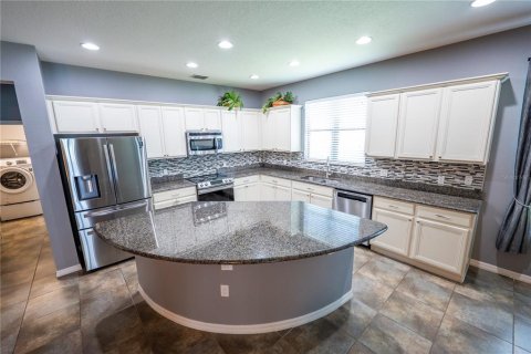 Casa en venta en Kissimmee, Florida, 3 dormitorios, 232.44 m2 № 1295711 - foto 10