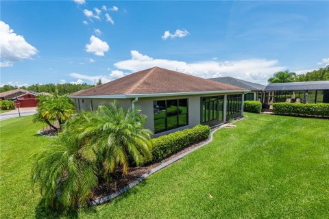 Villa ou maison à vendre à Kissimmee, Floride: 3 chambres, 232.44 m2 № 1295711 - photo 4