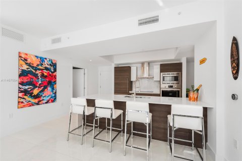 Condominio en venta en Coral Gables, Florida, 2 dormitorios, 91.6 m2 № 744034 - foto 6