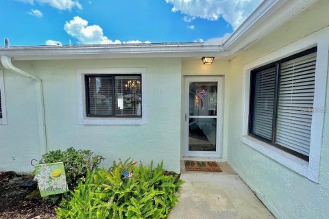 Touwnhouse à vendre à Palm Coast, Floride: 2 chambres, 105.82 m2 № 1124304 - photo 8