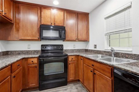 Adosado en venta en Tampa, Florida, 2 dormitorios, 156.08 m2 № 1347170 - foto 11