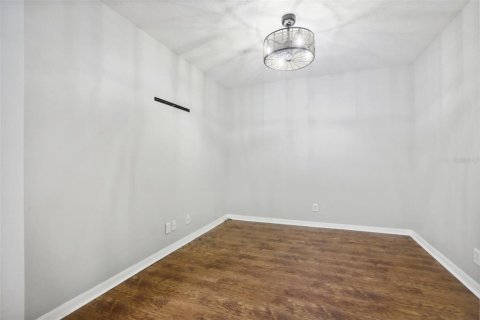 Adosado en venta en Tampa, Florida, 2 dormitorios, 156.08 m2 № 1347170 - foto 18