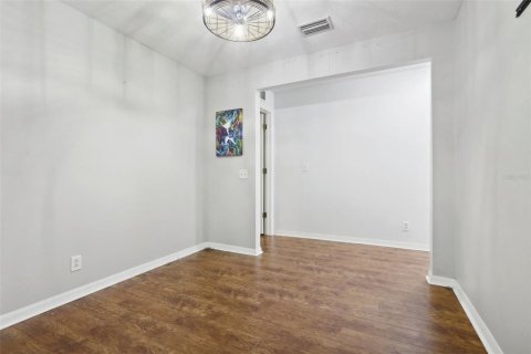 Adosado en venta en Tampa, Florida, 2 dormitorios, 156.08 m2 № 1347170 - foto 19