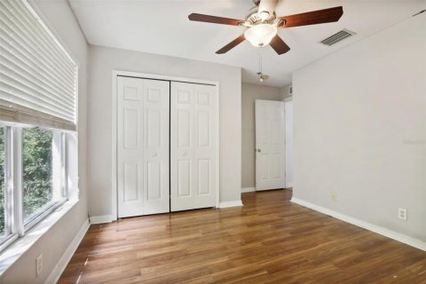 Townhouse in Tampa, Florida 2 bedrooms, 156.08 sq.m. № 1347170 - photo 13