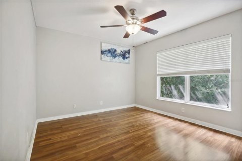 Townhouse in Tampa, Florida 2 bedrooms, 156.08 sq.m. № 1347170 - photo 14